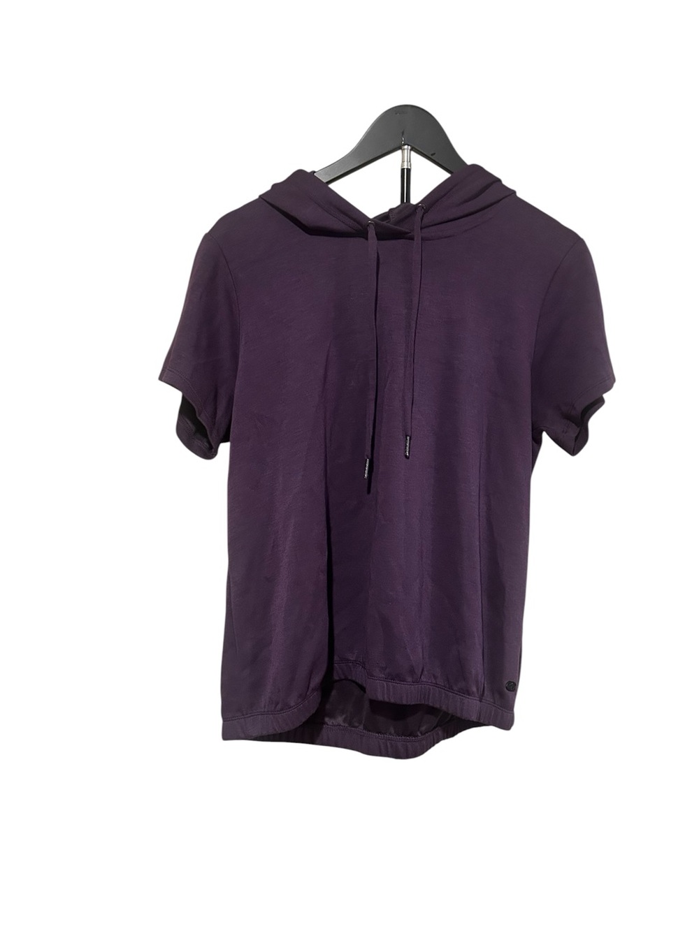 GAIAM Short-Sleeve Hooded Top in Deep Purple